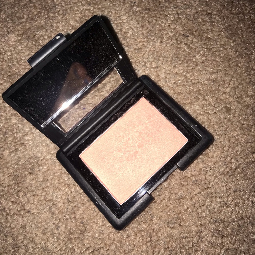 Blush - Picture 2 of 2